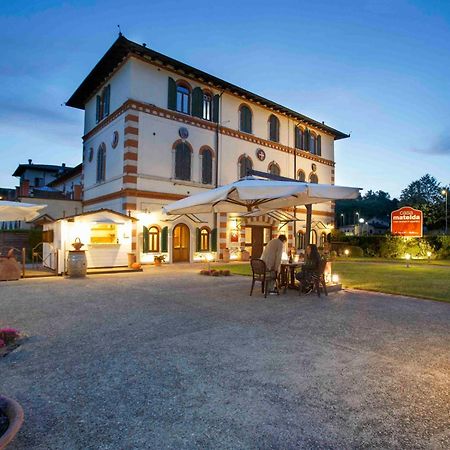 Casa Vacanze Matelda Poppi Exterior foto